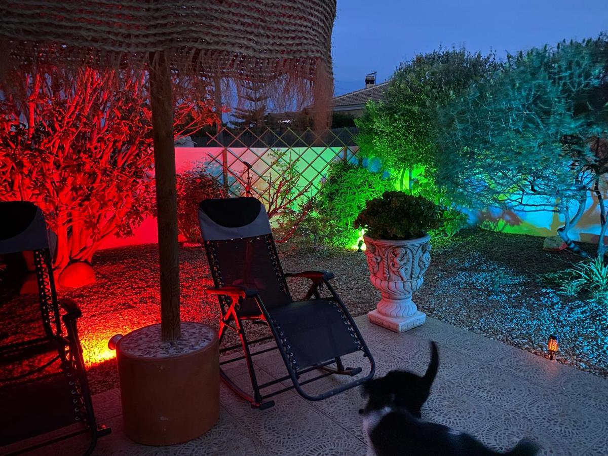 Casa Sol Y Luna Arboleas Exteriör bild