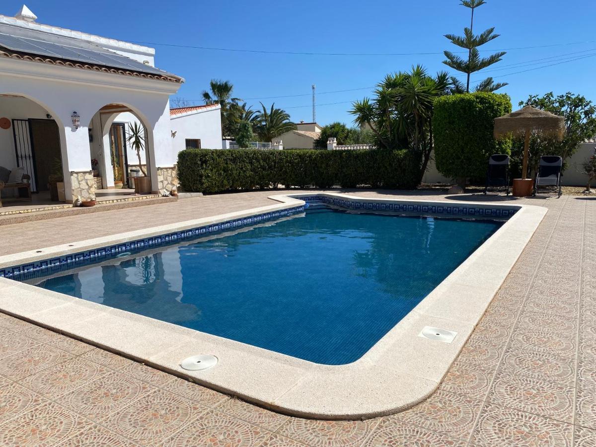 Casa Sol Y Luna Arboleas Exteriör bild