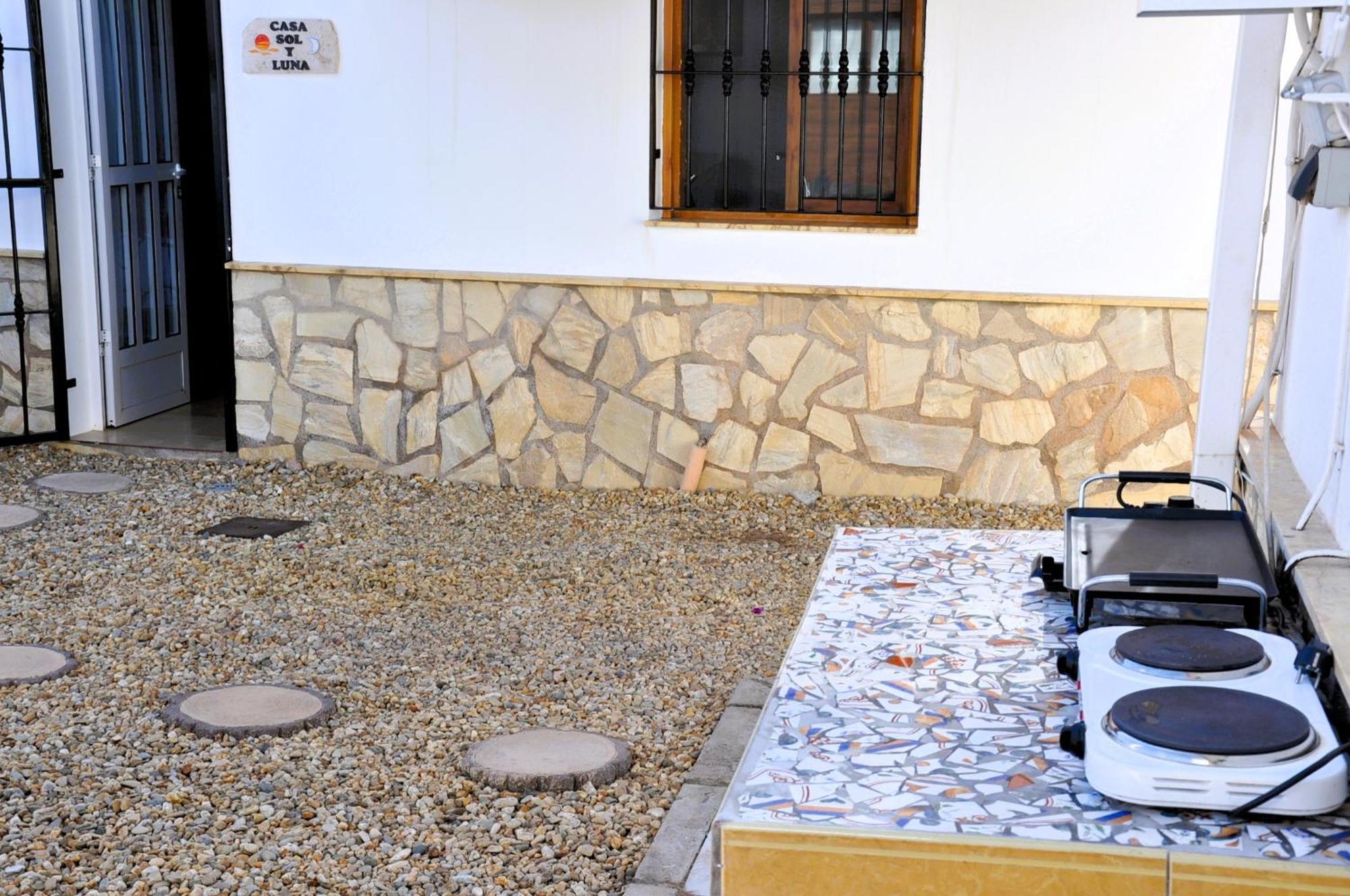 Casa Sol Y Luna Arboleas Exteriör bild